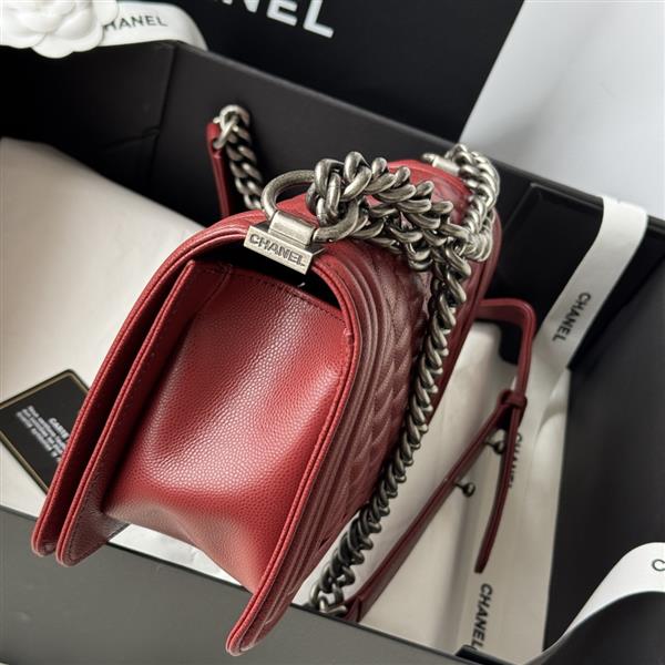 2026127214240473 700